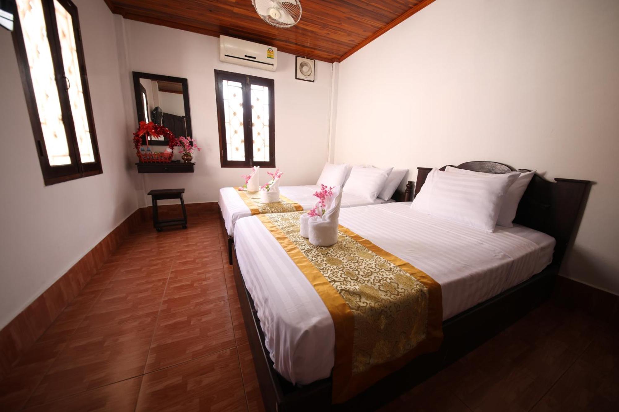 Nirasim Villa Luang Prabang Exterior foto